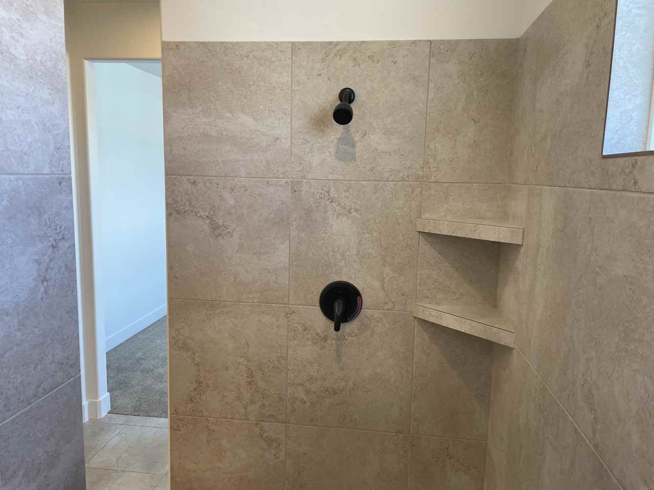 258 Nw - Photo 5 of 16