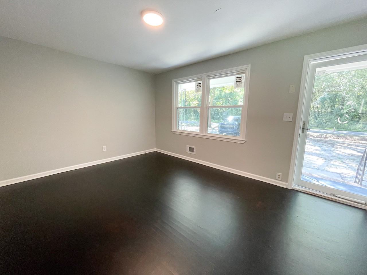 6731 Cabin Creek Rd - Photo 3 of 28