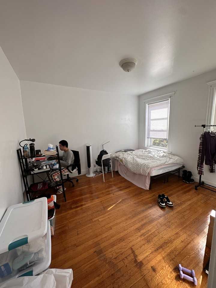 98 Park Dr #20 - Photo 4 of 6