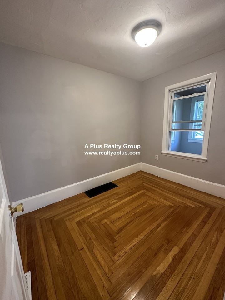 Lexington Ave #1 - Photo 5 of 30