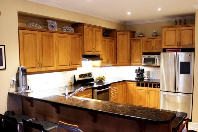 301 Avondale Avenue - Photo 5 of 17