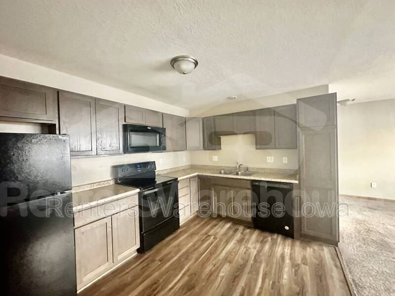 1166 Se Village View Ln - Photo 2 of 20