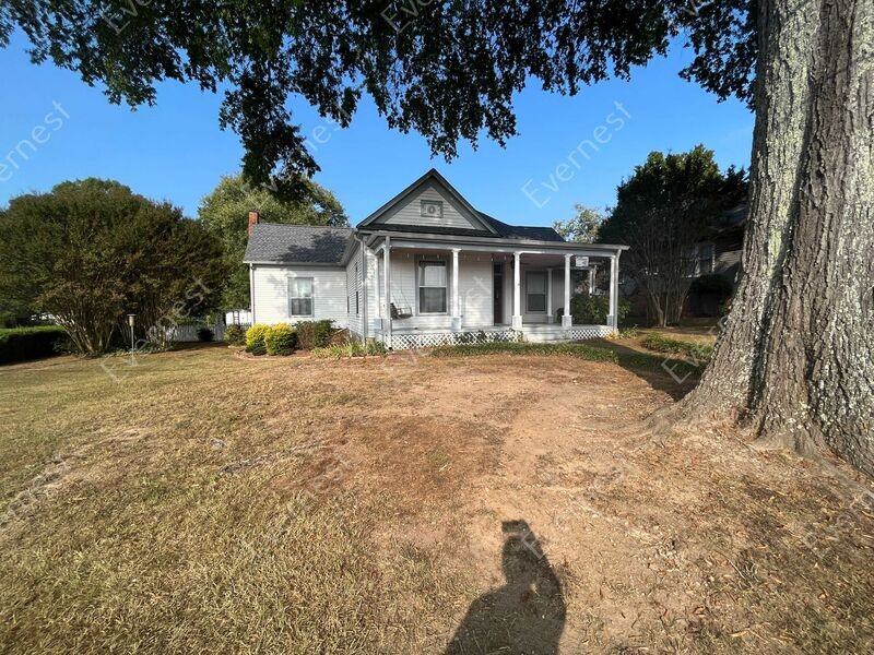 411 Cove Rd - Photo 2 of 18