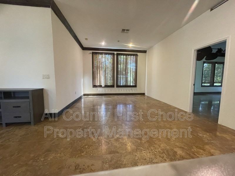 1152 Lagoon Rd - Photo 4 of 26