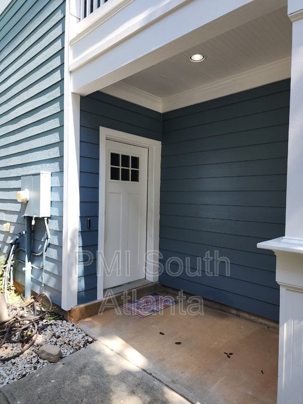 713 Mcwilliams Rd Se - Photo 3 of 50