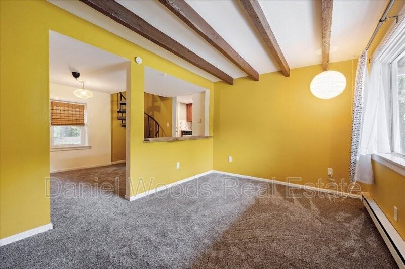 6 Scottdale Rd - Photo 2 of 15