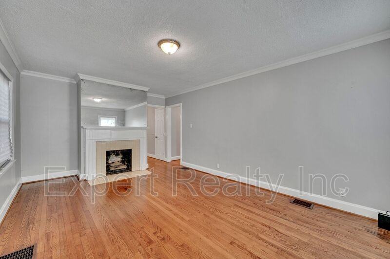 620 10th Ave W - Photo 2 of 24