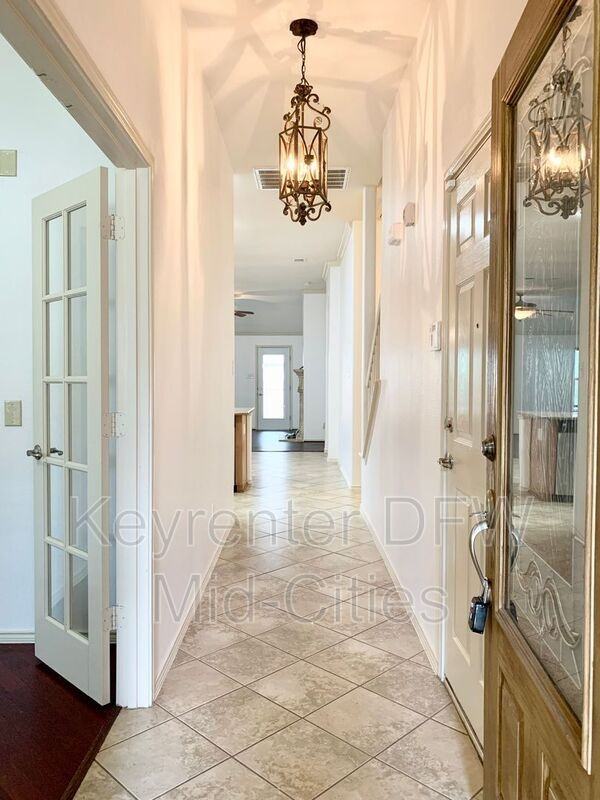 4725 Ocean Dr - Photo 3 of 25