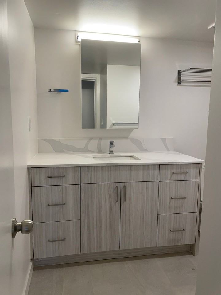 Blueridge Apartments - Photo 2 of 5