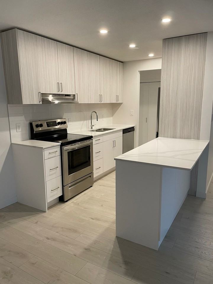 Blueridge Apartments - Photo 3 of 5