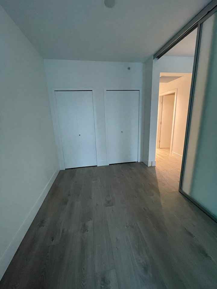 2435 Kingsway #313 - Photo 5 of 14