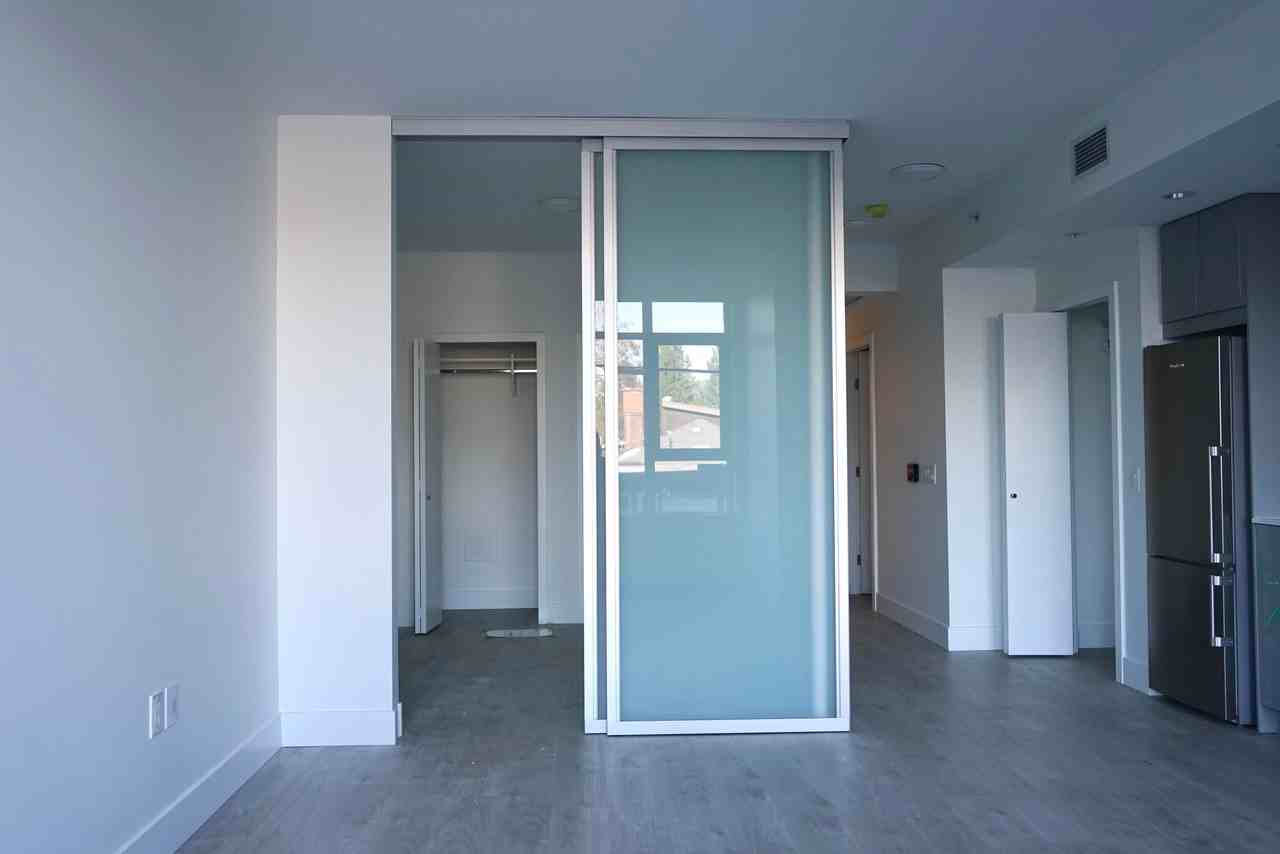 2435 Kingsway - Photo 9