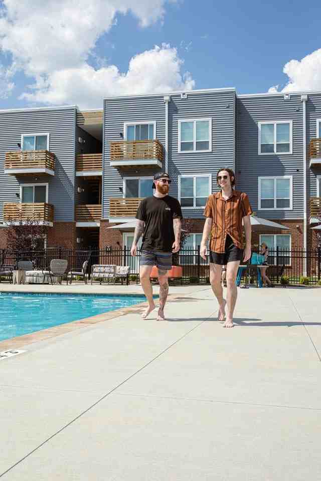 Graceland Flats - Photo 6 of 50