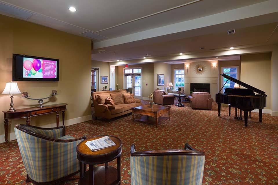 The Lodge at BridgeMill - Photo 6 of 32