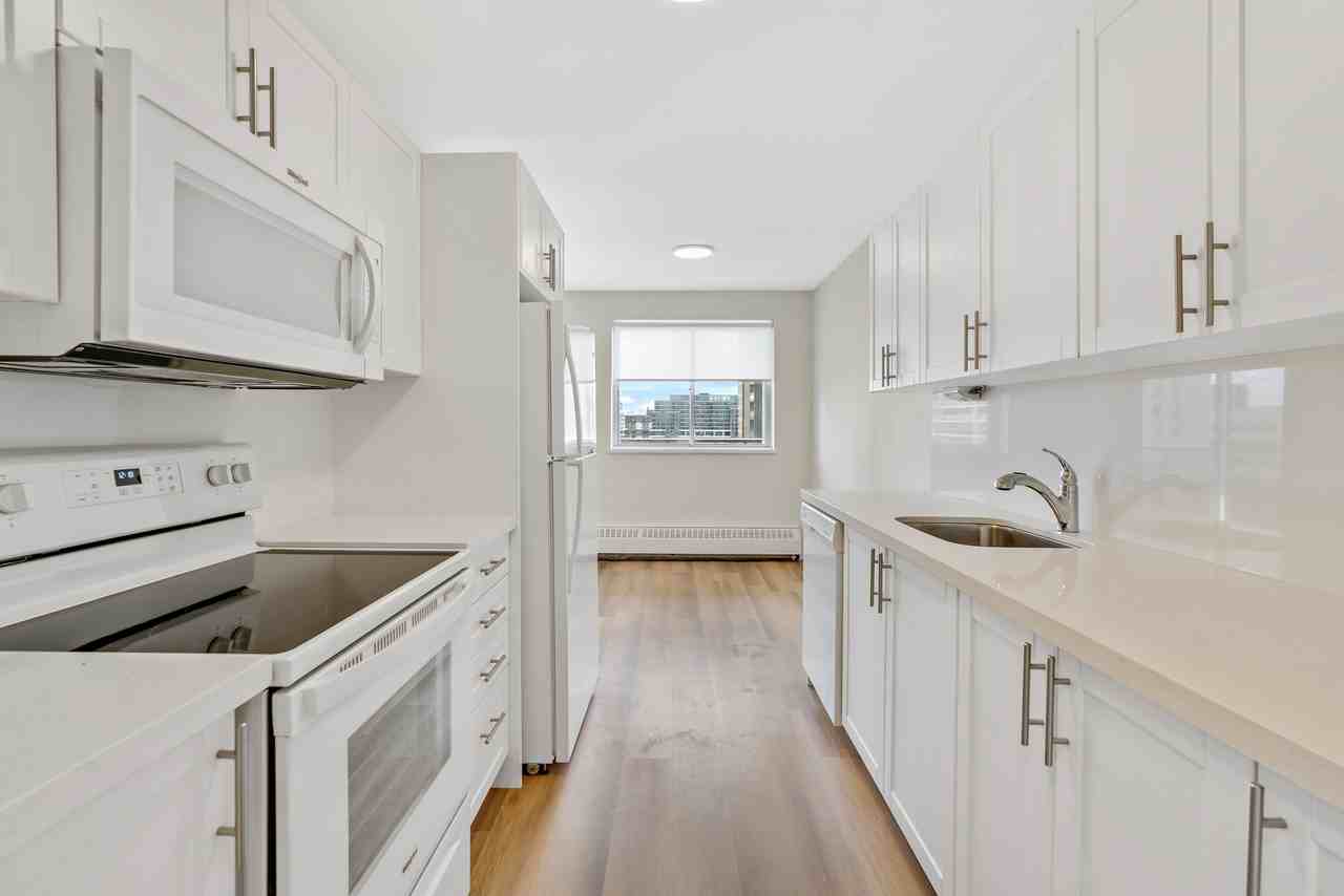 329 The West Mall - Photo 5 of 13