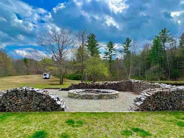 90 Beaver Pond Rd - Photo 3 of 30