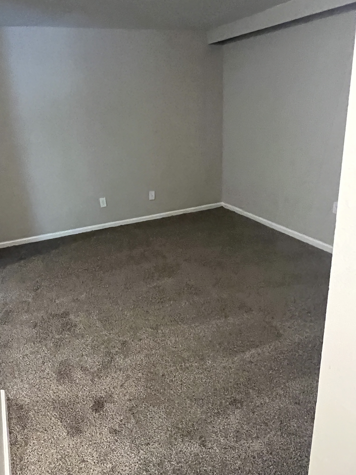 The Villas at Walnut - Photo 5 of 13