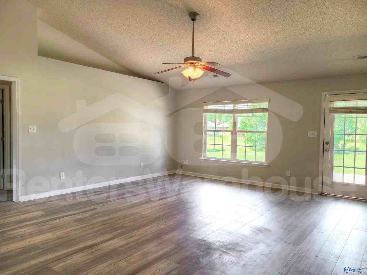 263 Shadow Ct Sw - Photo 2 of 10