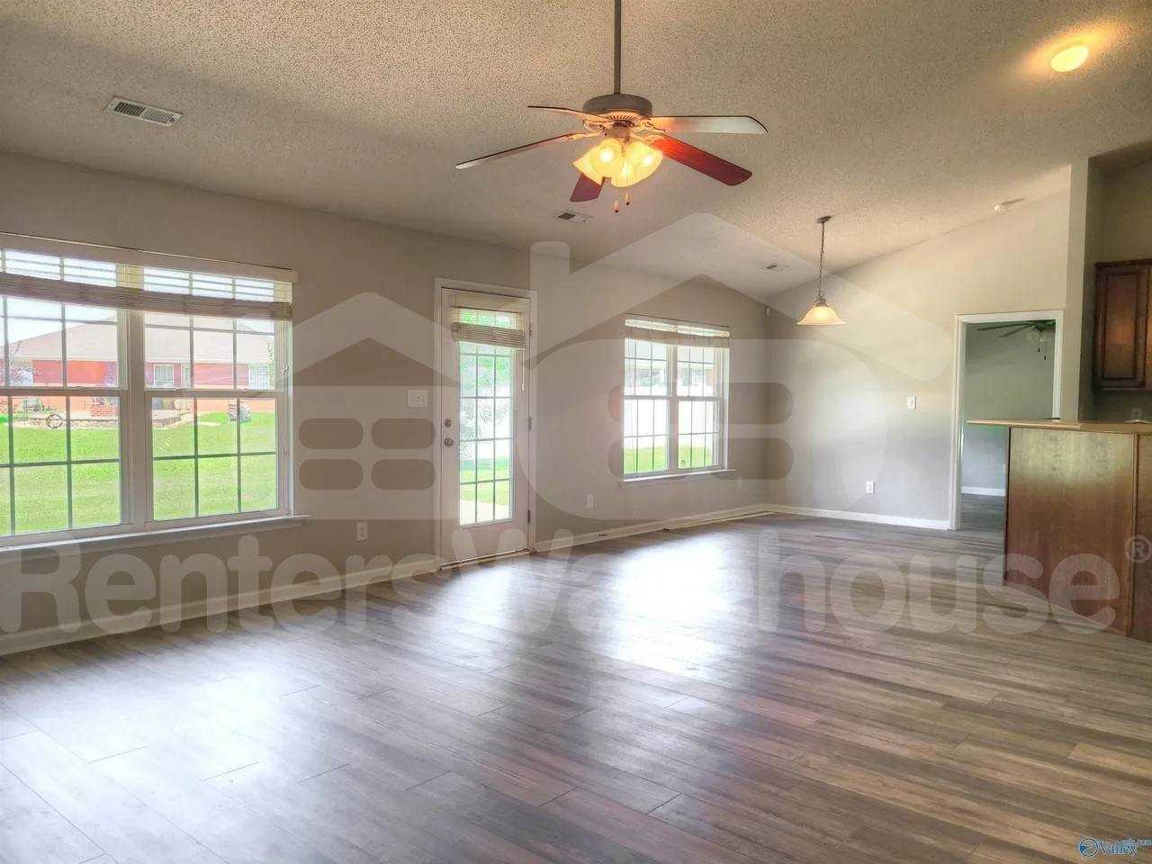 263 Shadow Ct Sw - Photo 3 of 10