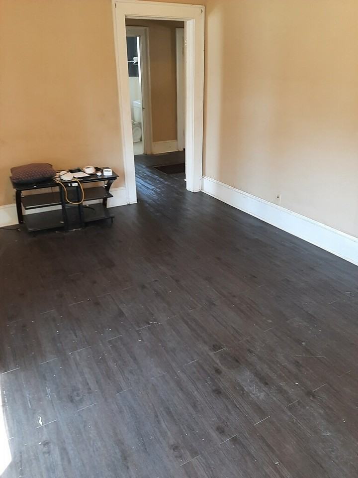 1010 N Pinckney St #NA - Photo 2 of 6