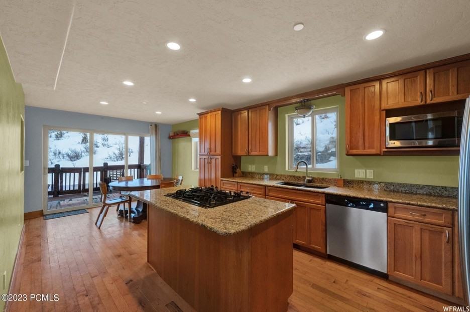 1645 Ridgeline Dr #NA - Photo 3 of 14