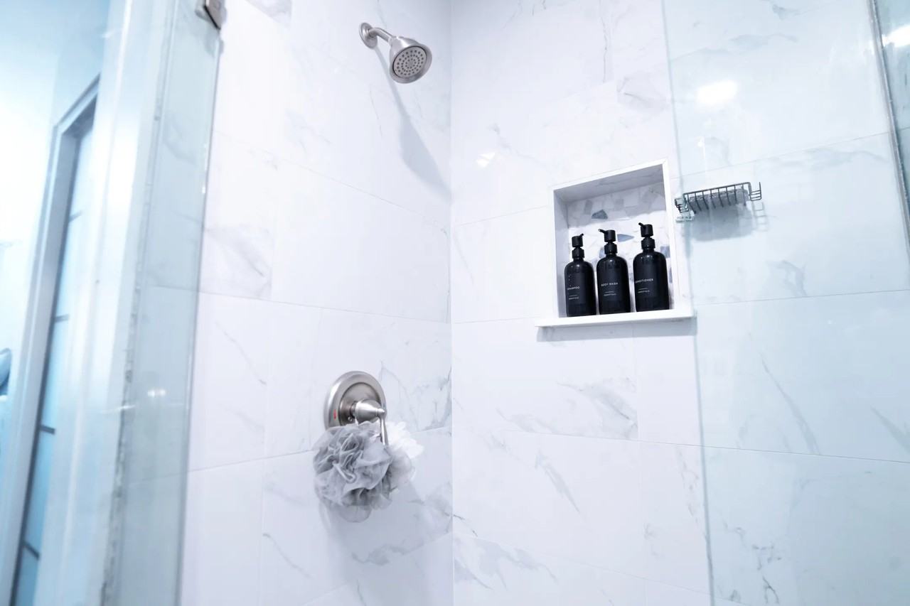 2025 Dairy Mart Rd - Photo 2 of 6