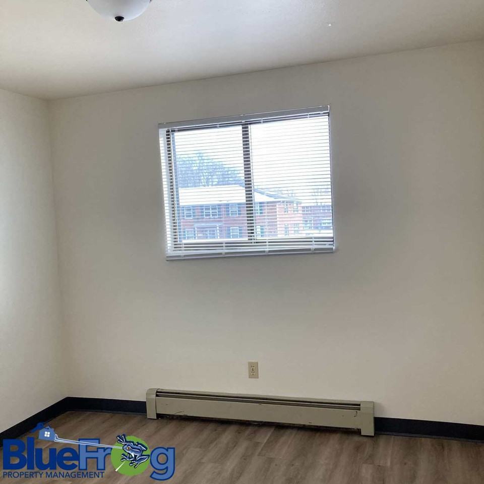 1721 Lenwood AvenueUnit 10 #10 - Photo 5 of 11