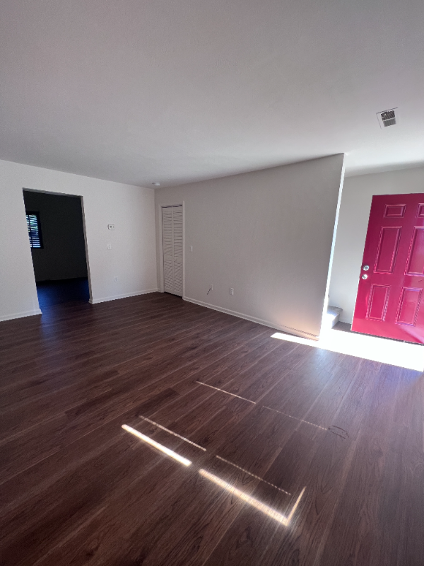 2209 Courtland Rd Ne - Photo 3 of 25