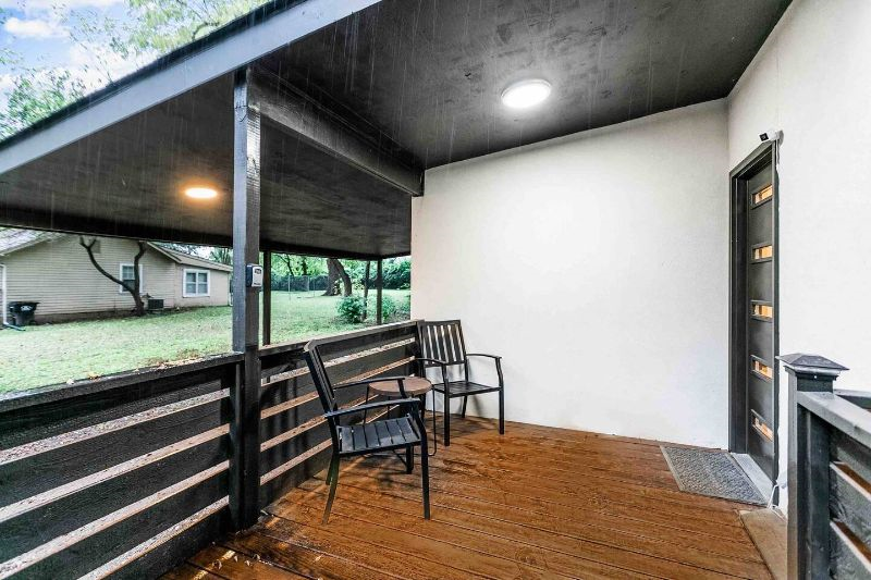 1146 E Gudgell Ave - Photo 4 of 22