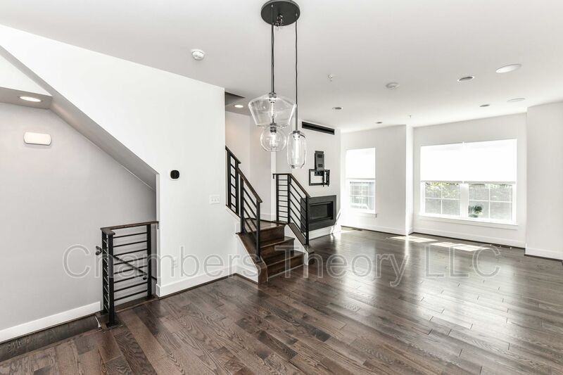 1868 Michael Faraday Dr - Photo 3 of 35