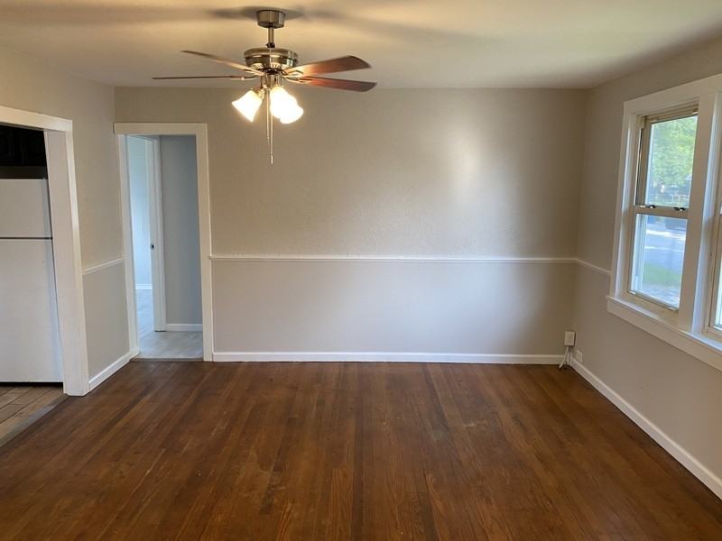 312 Picker Ave - Photo 2 of 14
