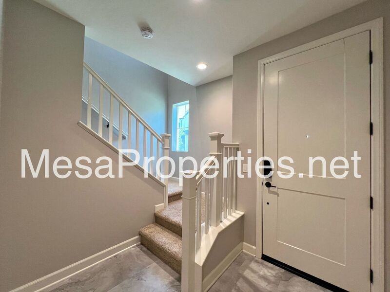 3880 S Oasis Paseo #15 - Photo 4 of 36