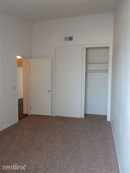 Stetson Townhomes - Photo 2 of 14