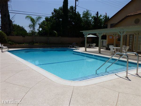 Stetson Townhomes - Photo 3 of 12