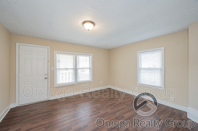 4015 Mcvay St Sw - Photo 5 of 28