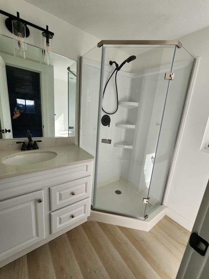 1092 E 3250 N #1 - Photo 6 of 20