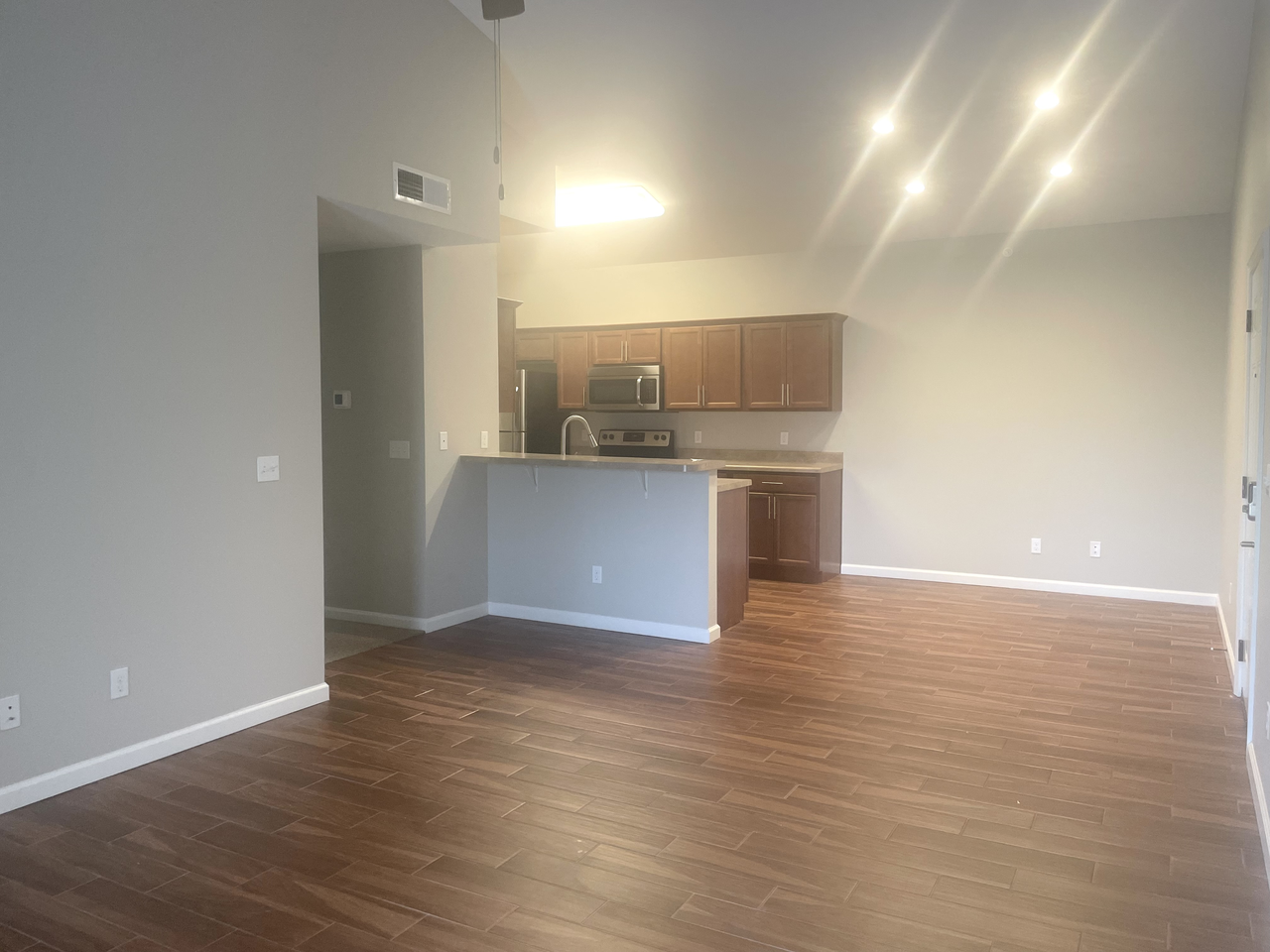 Griffin Gate Apartments - Photo 6 of 14