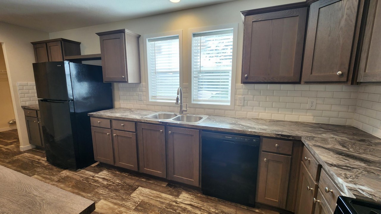 3528 Cedar Loop #960 - Photo 3 of 33