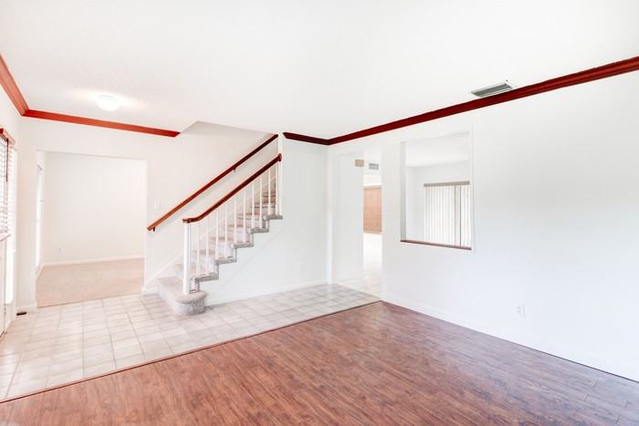 16107 Country Crossing Dr - Photo 3 of 42