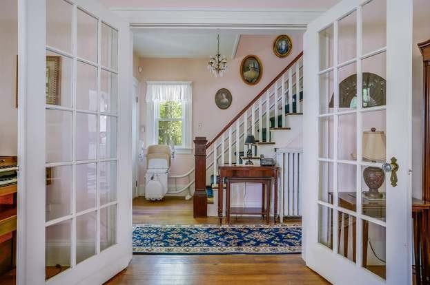 1065 Chestnut St #NA - Photo 3 of 24