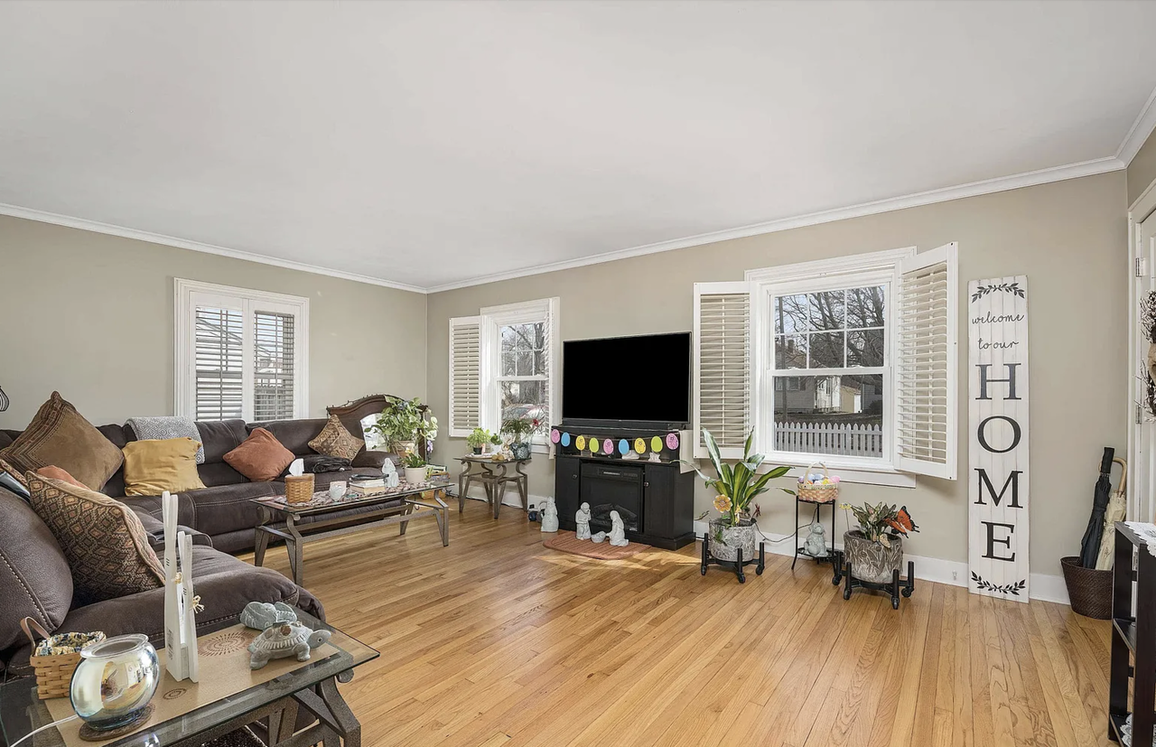 2651 12th St #2 - Photo 3 of 10