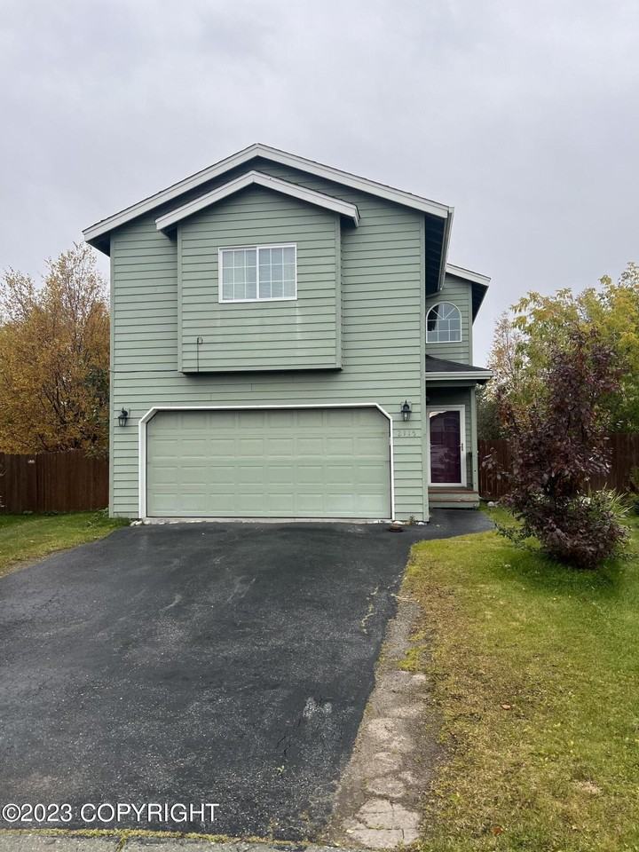 2115 Stockdale Cir, Anchorage, AK 99515 4 Bedroom Apartment for 2,600