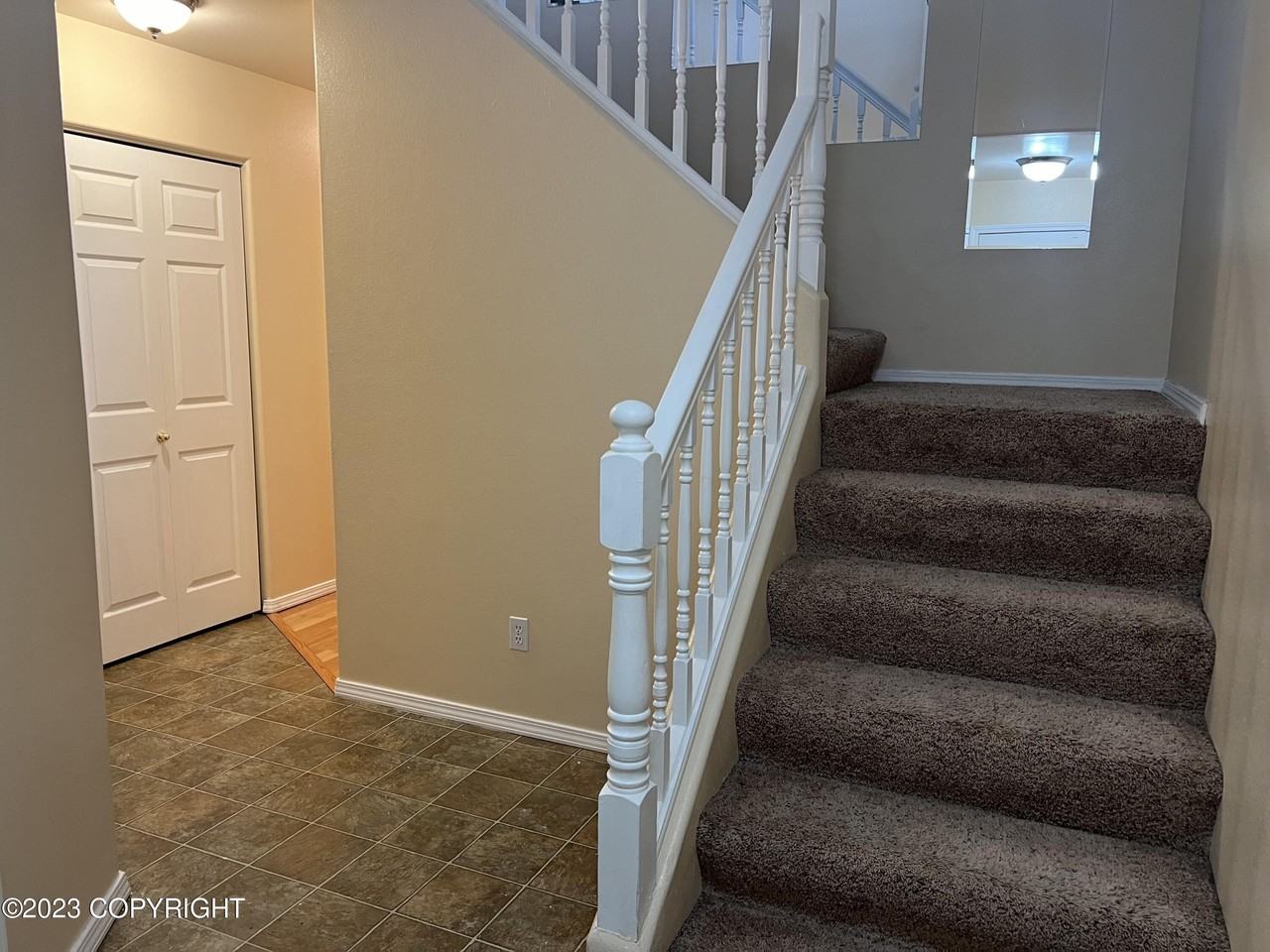 2115 Stockdale Cir, Anchorage, AK 99515 4 Bedroom Apartment for 2,600
