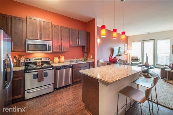 Dallas North Tollway & Lemmon - Photo 2 of 9