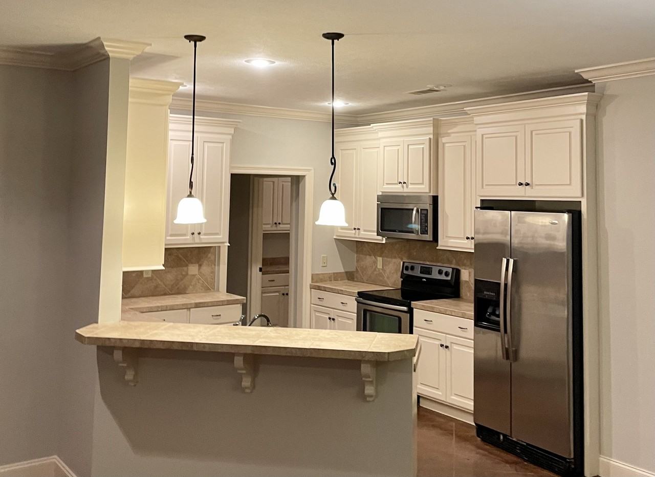 146 W Pinebrook Dr #1 - Photo 4 of 19