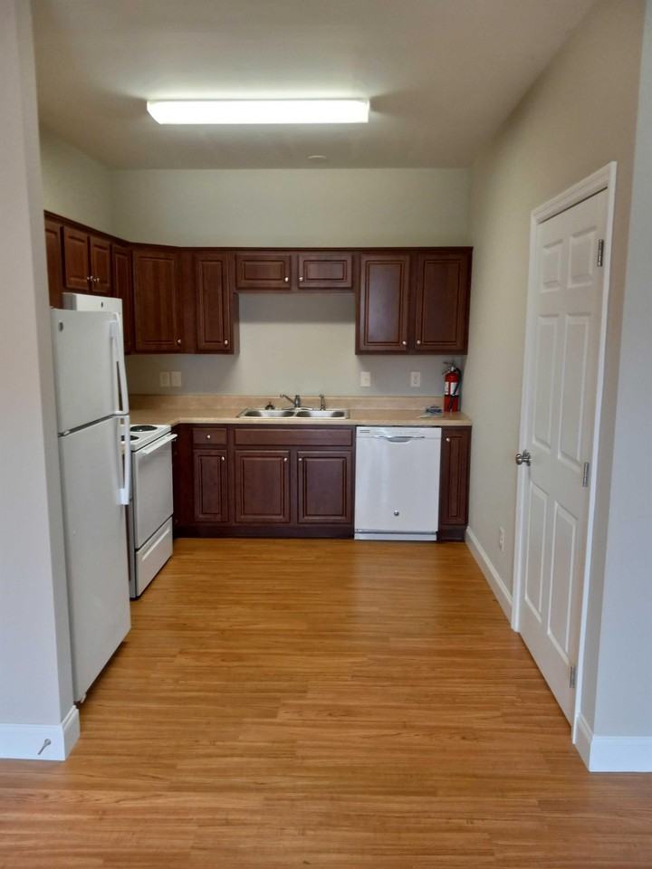 135 Stone Gate Cir #135 - Photo 3 of 28