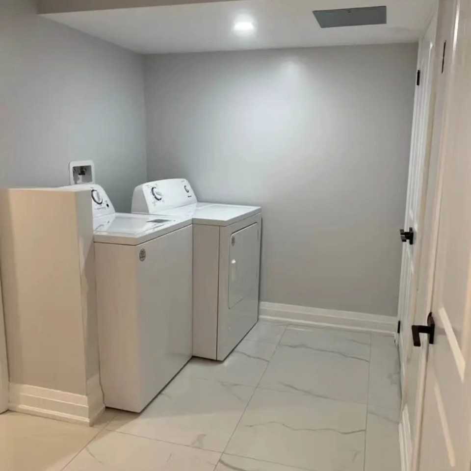 166 Forfar Street East - Photo 2 of 8