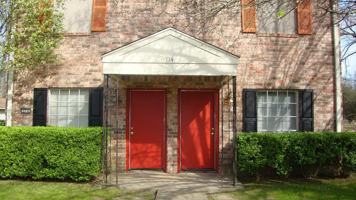 featured image of 114 Pinebrook Pl #1