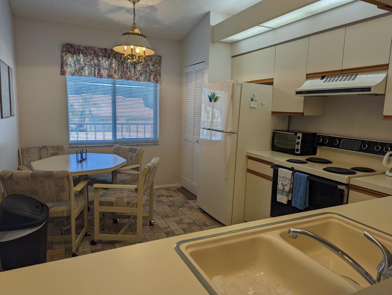 4378 Madeira Ct #4378 - Photo 3 of 12