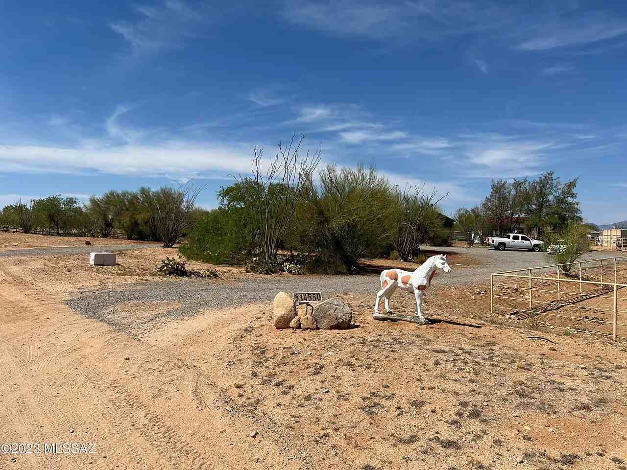 14550 South Stagecoach Road - Photo 3 of 5